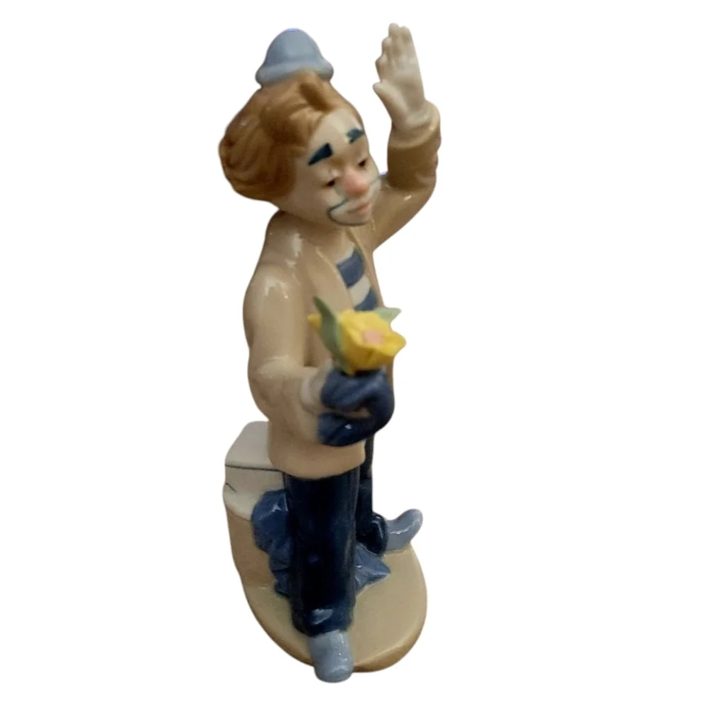 N/A charming porcelain